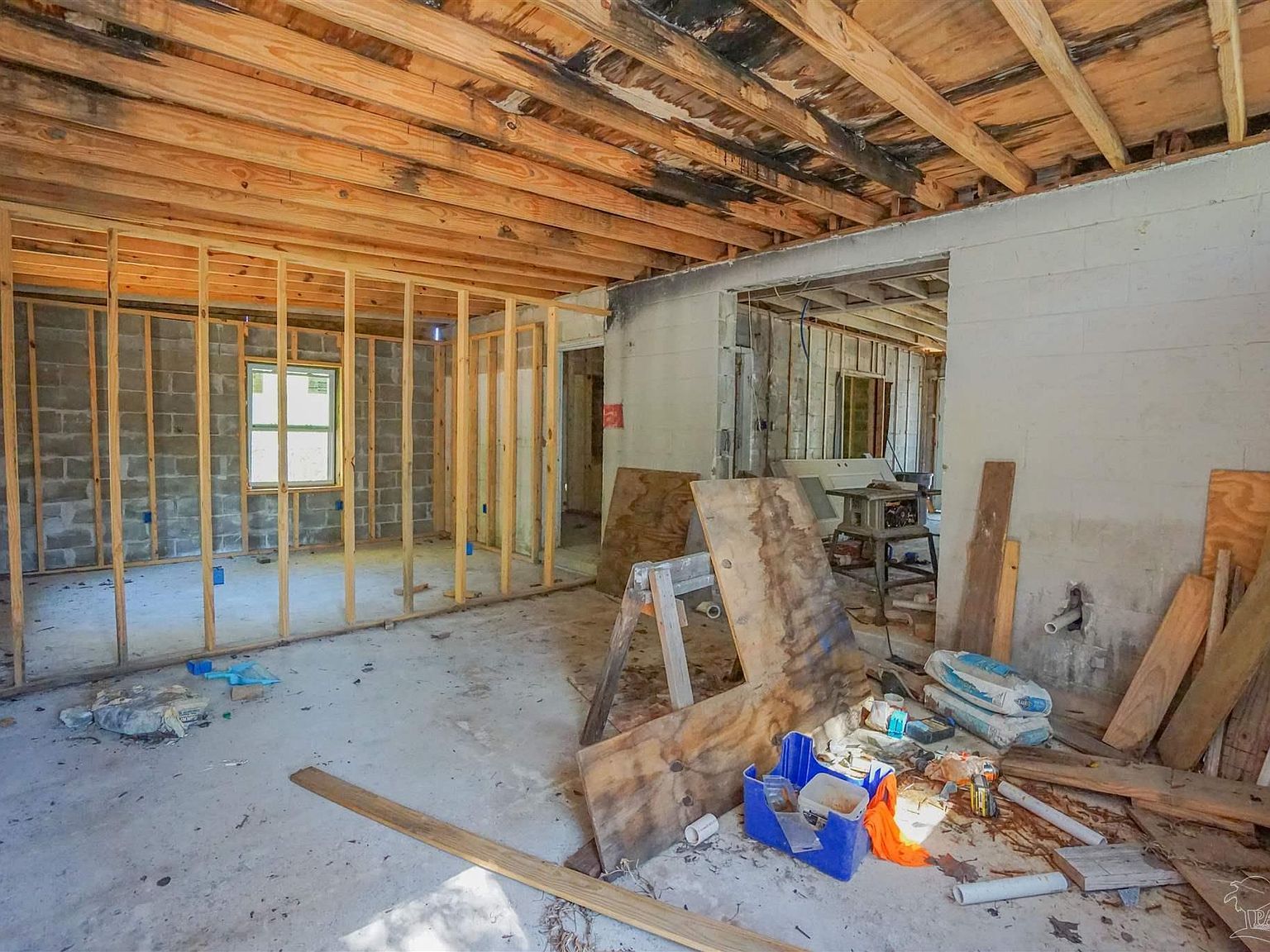 8 Union Ct Pensacola, FL 32506  | Single Family