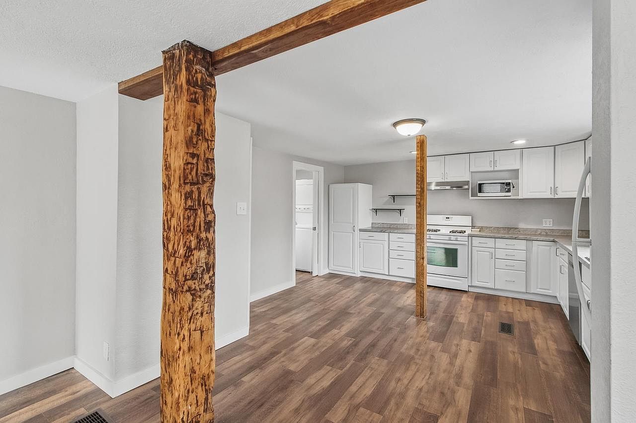 107 Parkview Dr Milton, WI 53563  | Single Family