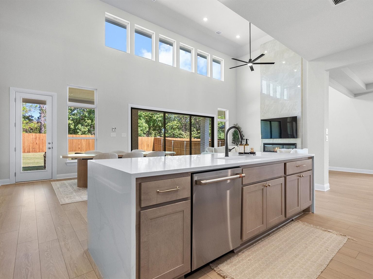 305 Alicia Ct Mansfield, TX 76063  | Single Family