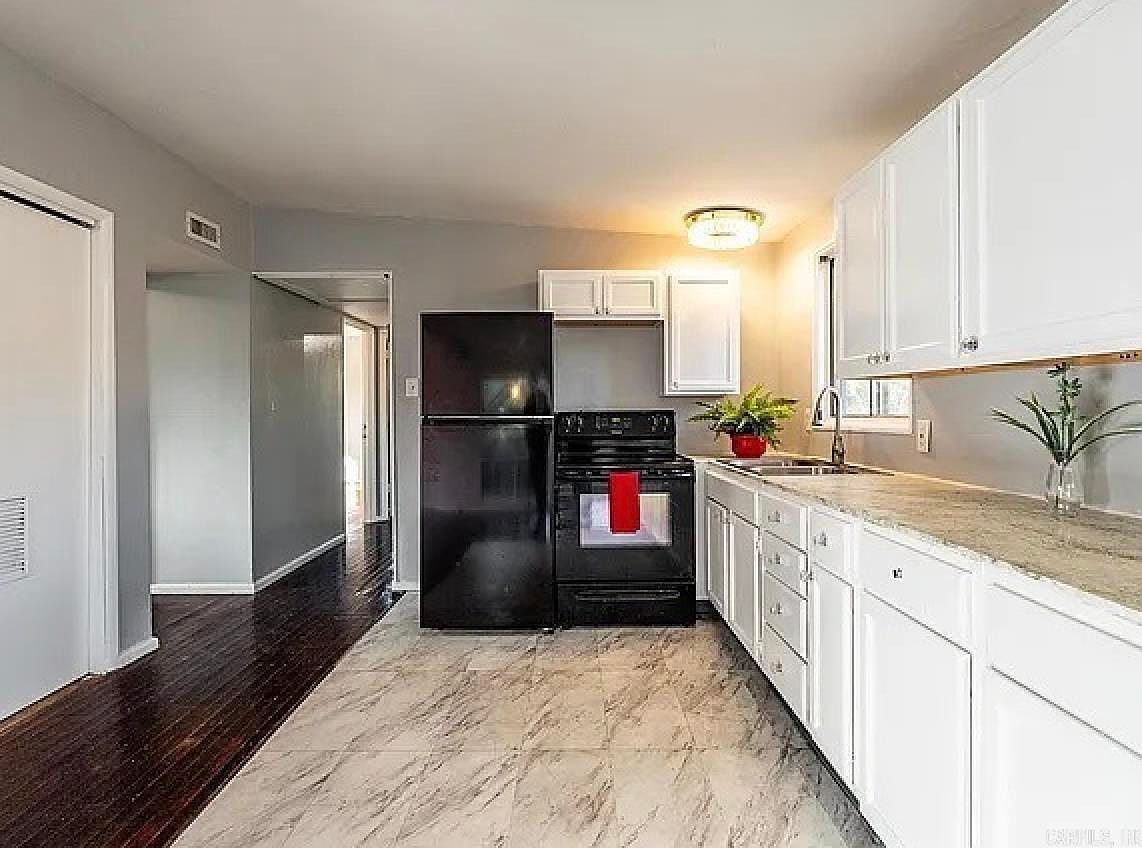 64 S Meadowcliff Dr Little Rock, AR 72209  | Single Family