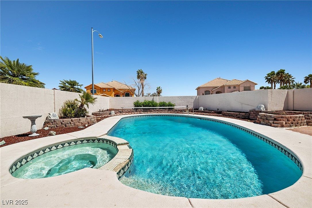 6328 Yankee Meadow Cir Las Vegas, NV 89130  | Single Family