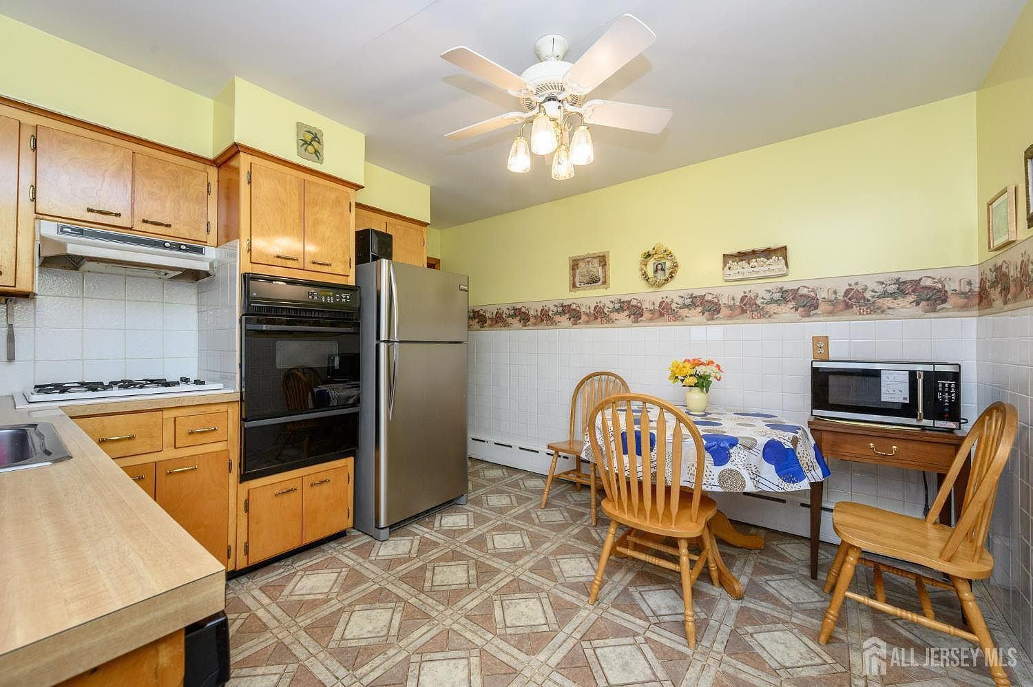 713 1st St Dunellen, NJ 08812  | Single Family