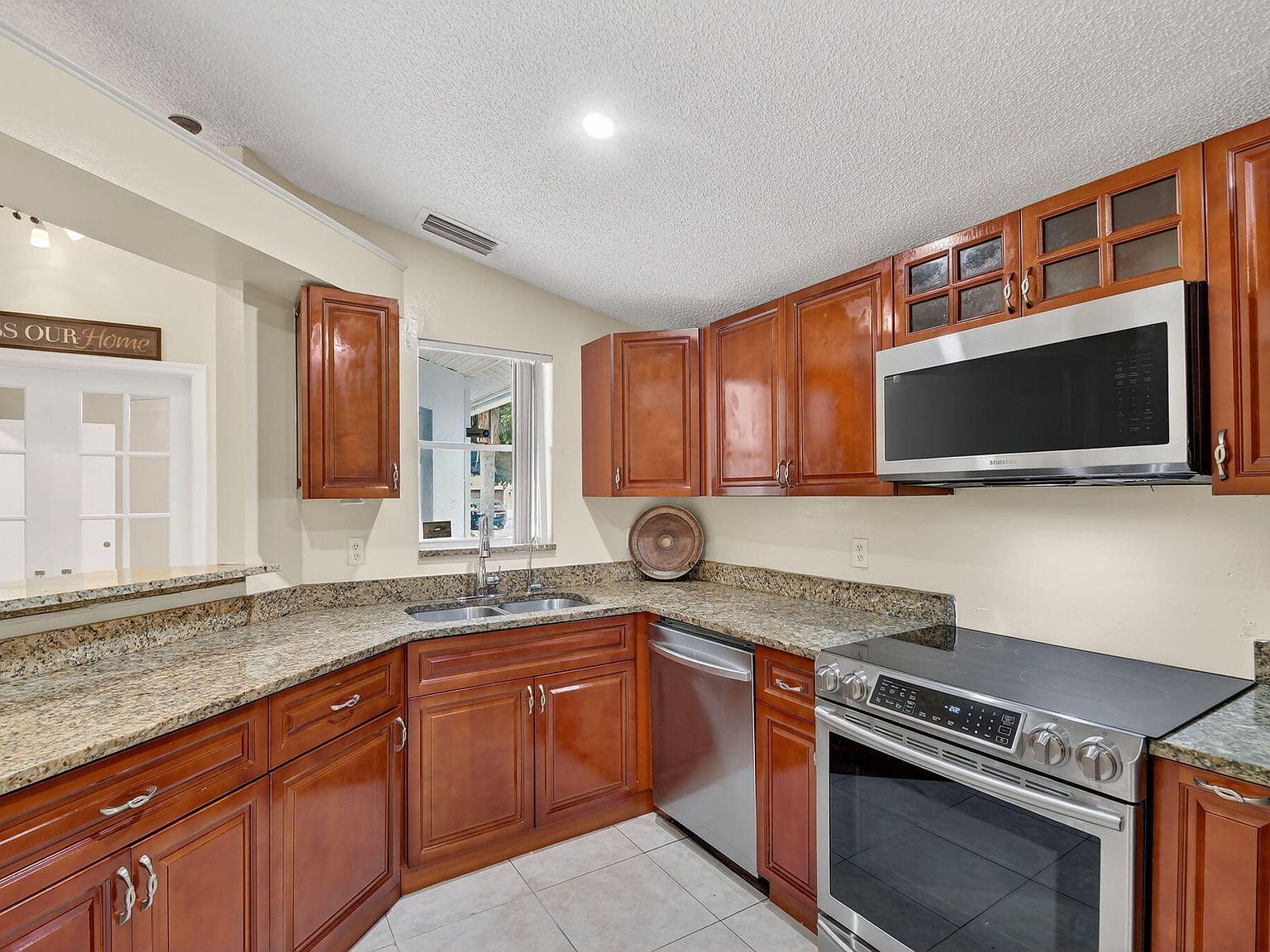 5221 Arbor Glen Cir Lake Worth, FL 33463  | Single Family