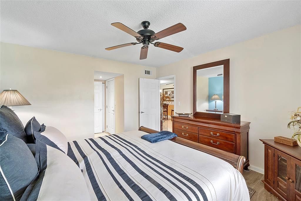 9856 Marina Blvd APT 1311 Boca Raton, FL 33428 | Condominium