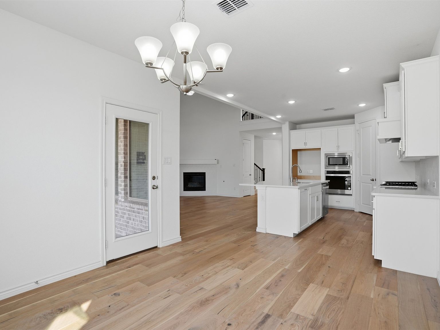 537 Oakmoss St Aubrey, TX 76227  | Single Family