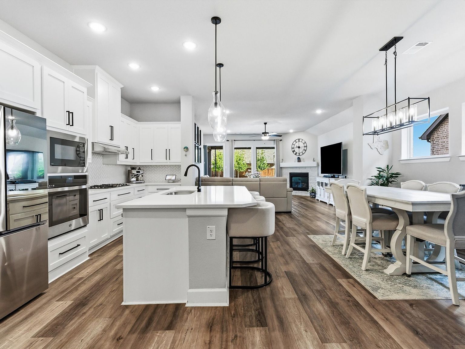 1625 Windflower Dr Aubrey, TX 76227  | Single Family