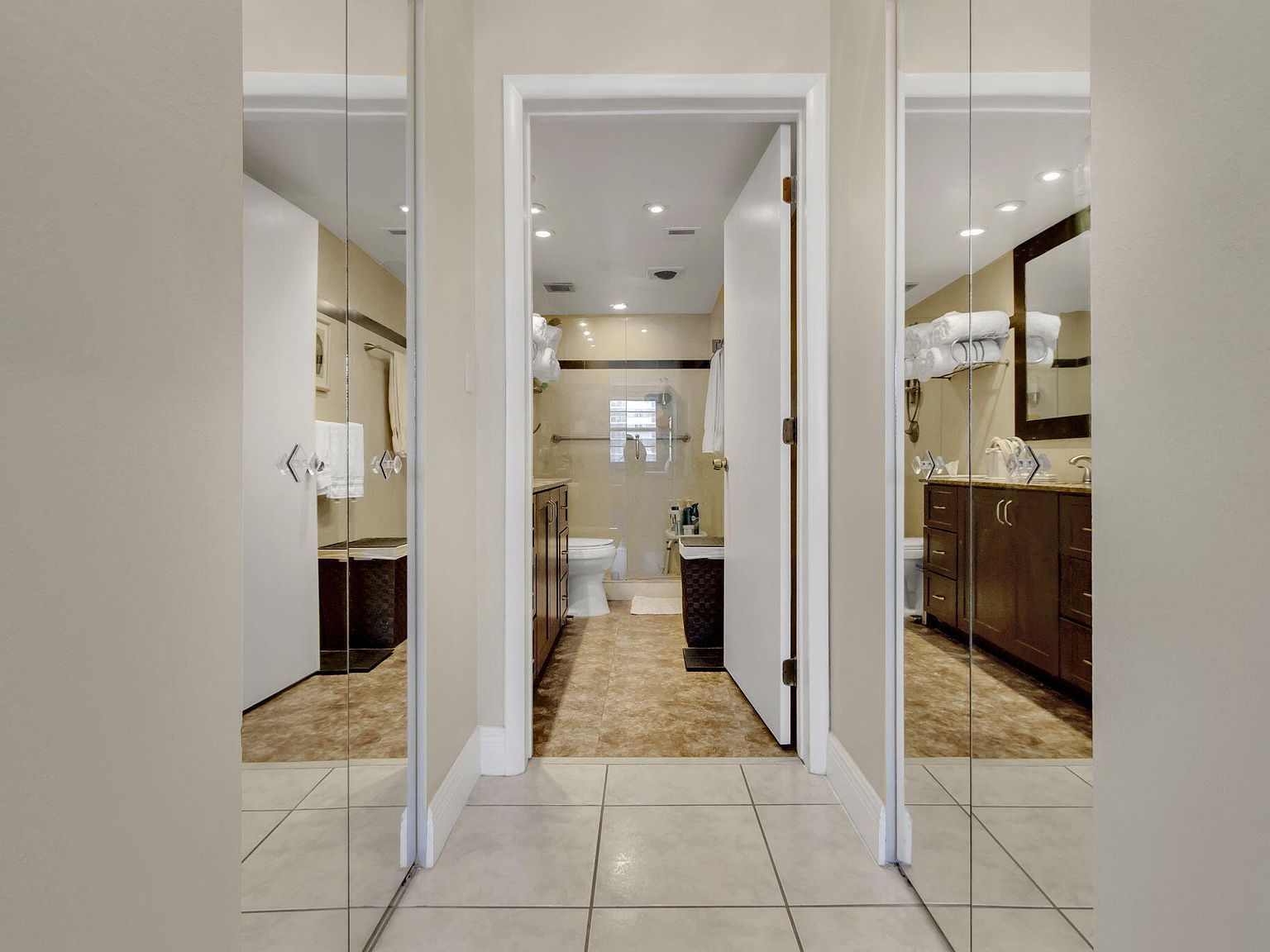 1950 S Ocean Dr APT 17E Hallandale Beach, FL 33009 | Condominium