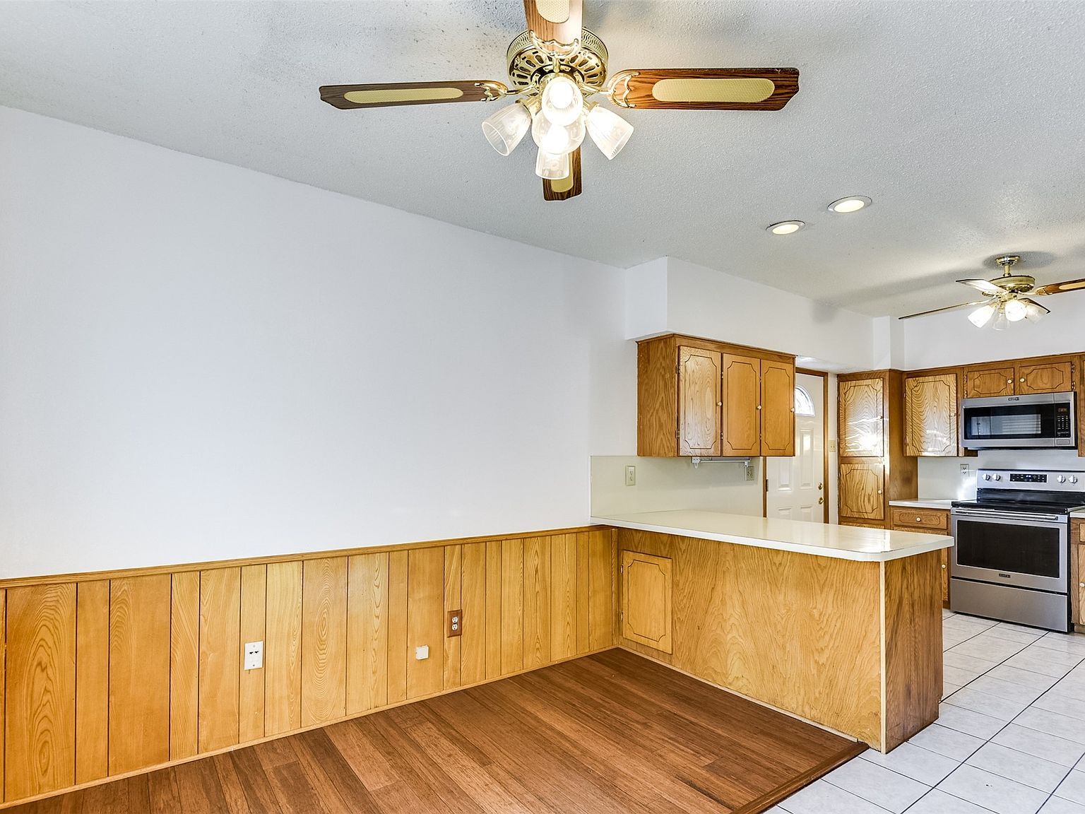 1105 Fairdale St Irving, TX 75062  | Single Family