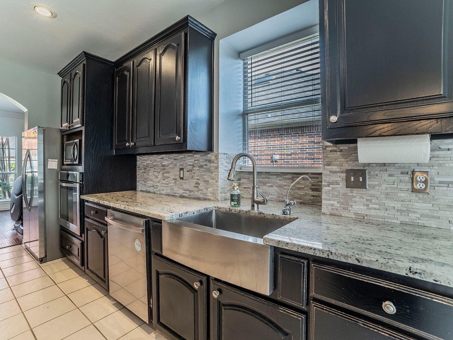 9 Losana Ct Mansfield, TX 76063  | Single Family