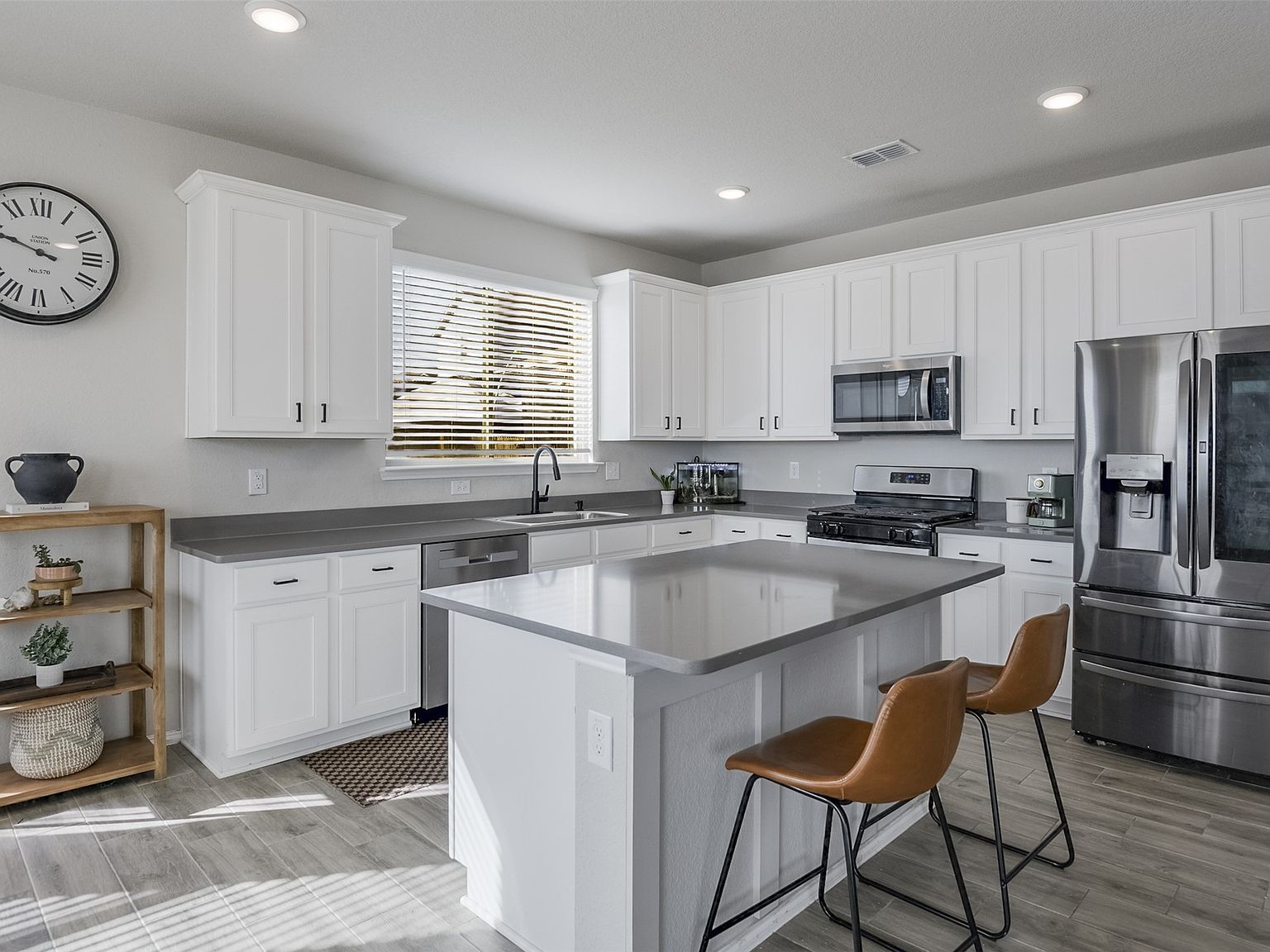 10905 Golden Barrel Ct Fort Worth, TX 76108  | Single Family