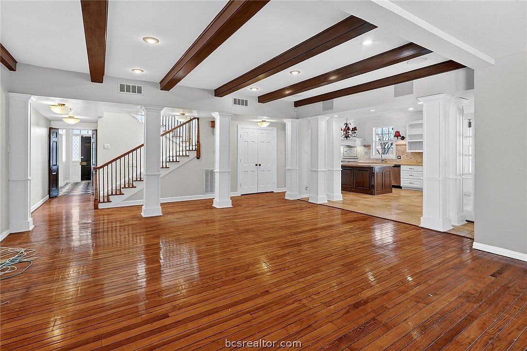 607 S Haswell Dr Bryan, TX 77803 | Single Family