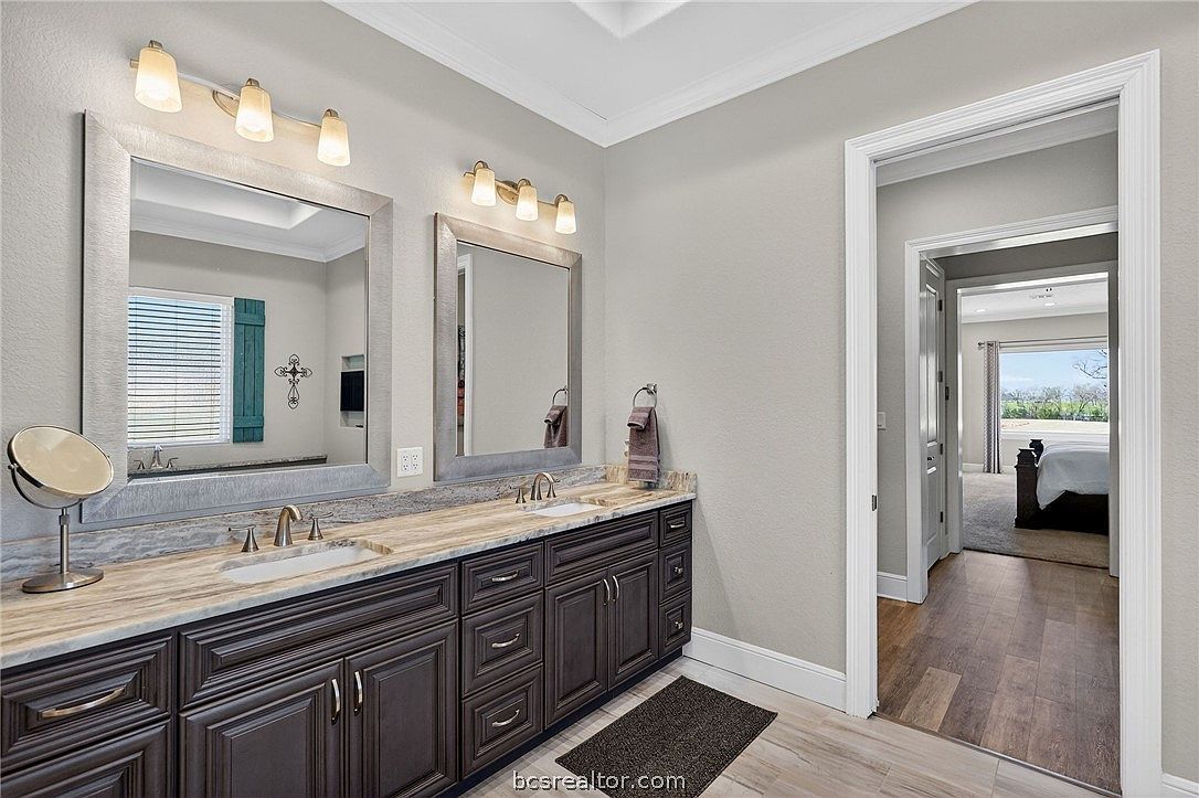 10066/10054 Arnold Ln Bryan, TX 77808  | Multi Family