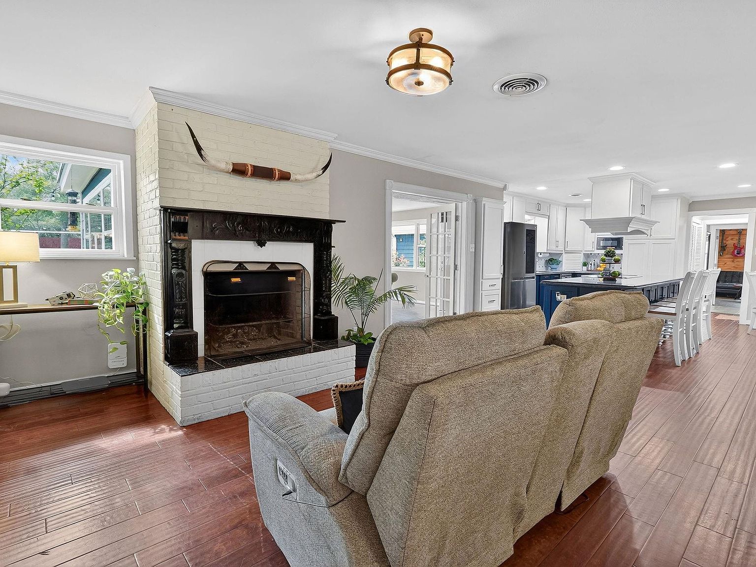 913 Park Ln Bryan, TX 77802 | Single Family