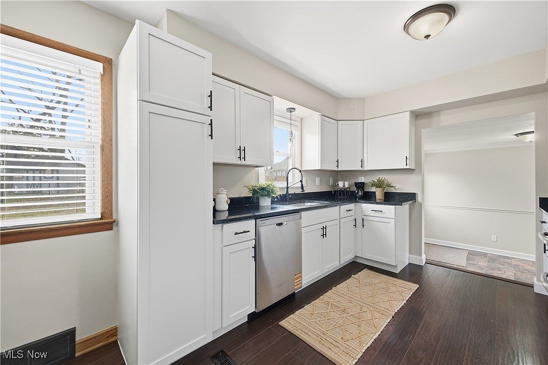 211 Aldrich Rd Youngstown, OH 44515  | Single Family