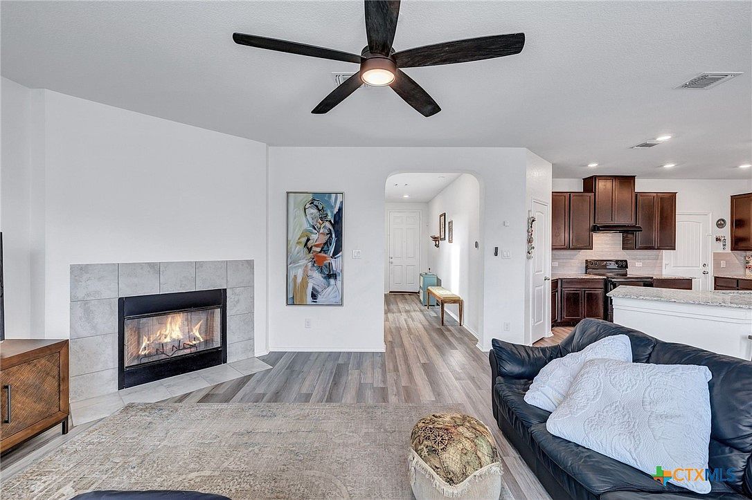 1310 Daniel Dr Belton, TX 76513  | Single Family