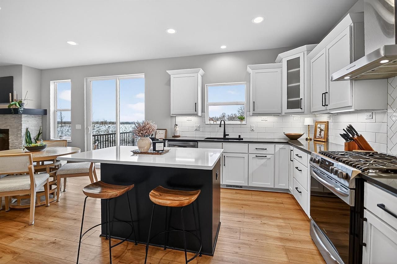 4117 Bear Tree Pkwy Deforest, WI 53532  | Single Family