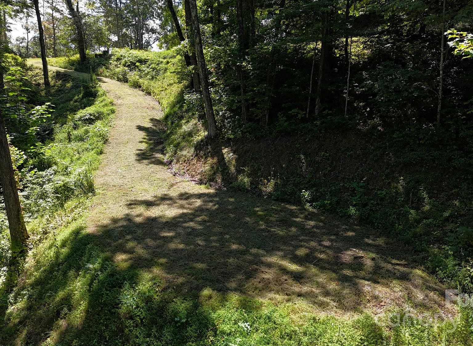 2222 Sleepy Hollow Dr Waynesville, NC 28785  | Land/Lot