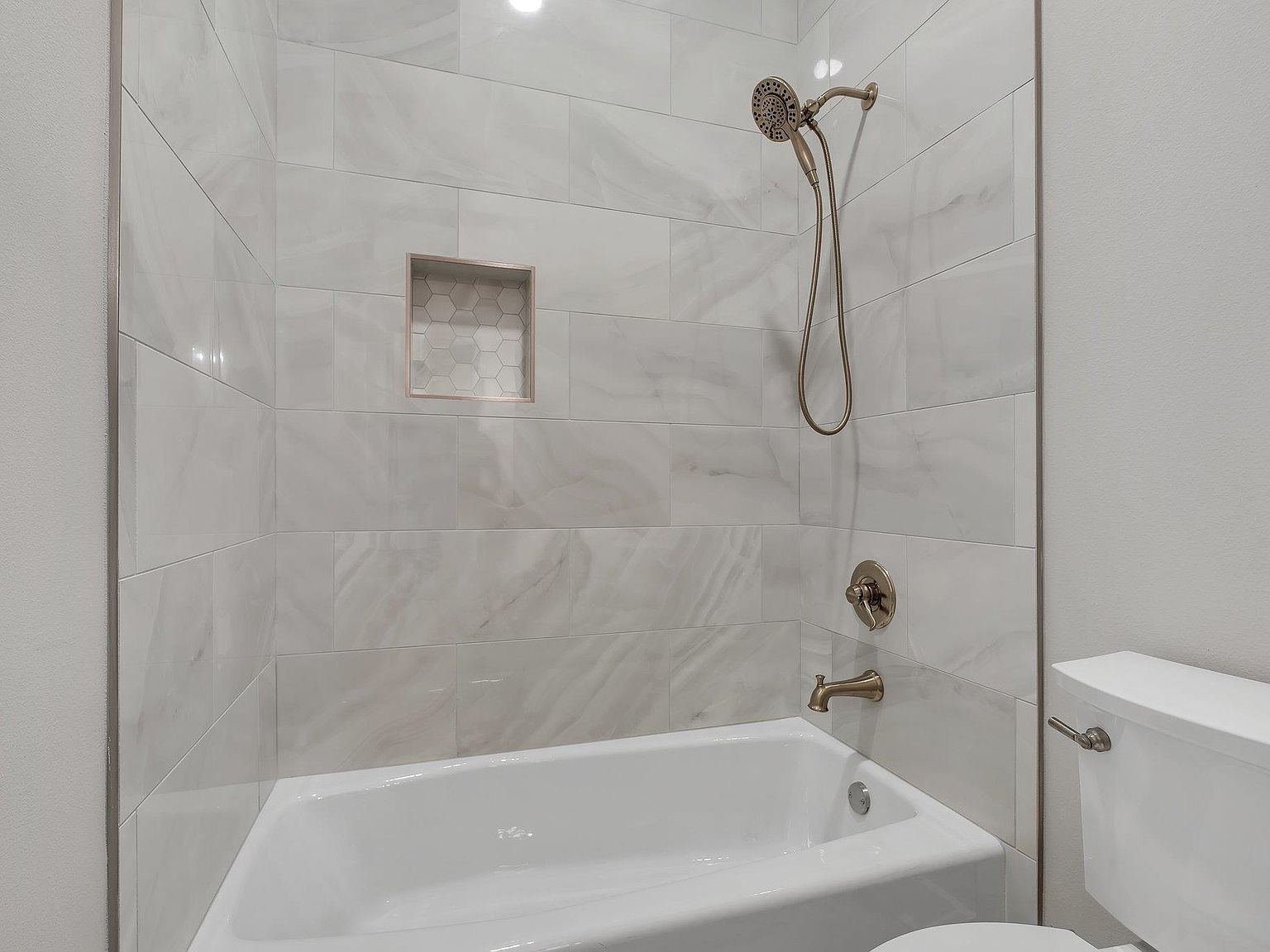 297 Sago Dr Eastpoint, FL 32328 | Single Family