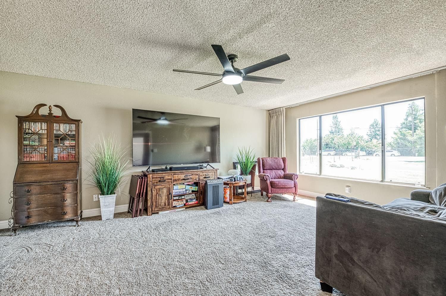 3377 N Bryan Ave Fresno, CA 93723  | Single Family