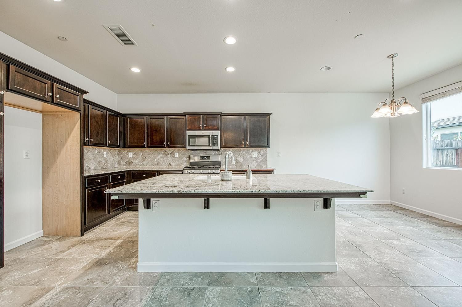 2143 Lombard Ln Clovis, CA 93619  | Single Family