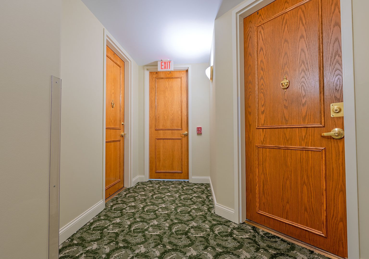 1745 Pavilion Way UNIT 206 Park Ridge, IL 60068  | Condominium