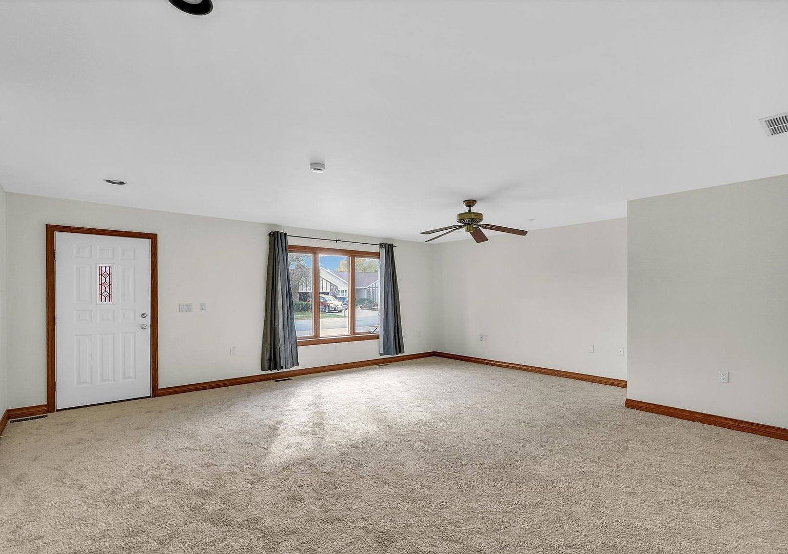 812 E Boone St Tolono, IL 61880  | Single Family