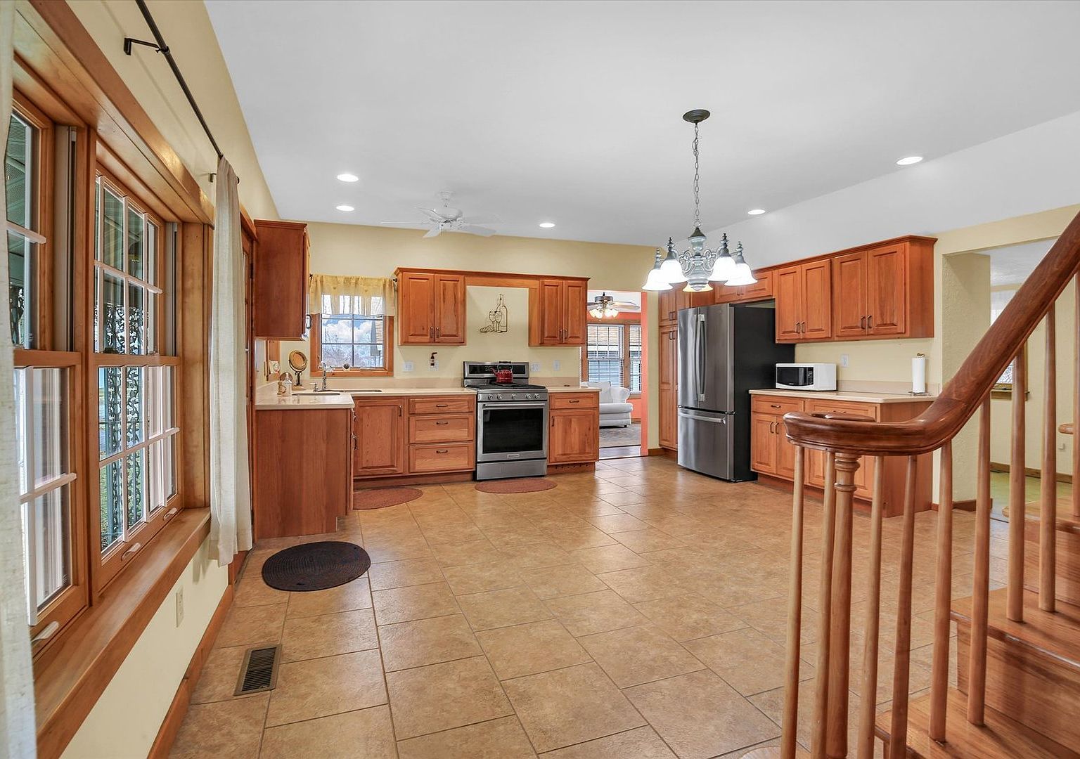 112 W North Front St Sadorus, IL 61872 | Single Family