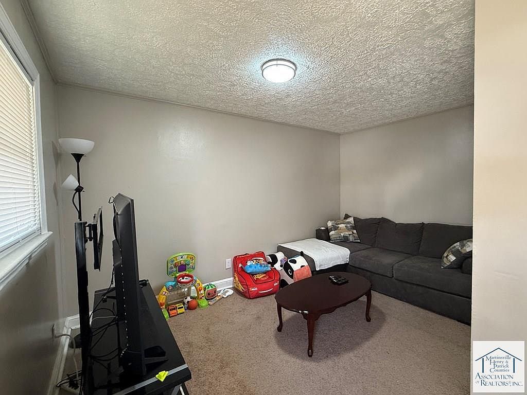 575 Colonial Hill Dr Bassett, VA 24055 | Multi Family