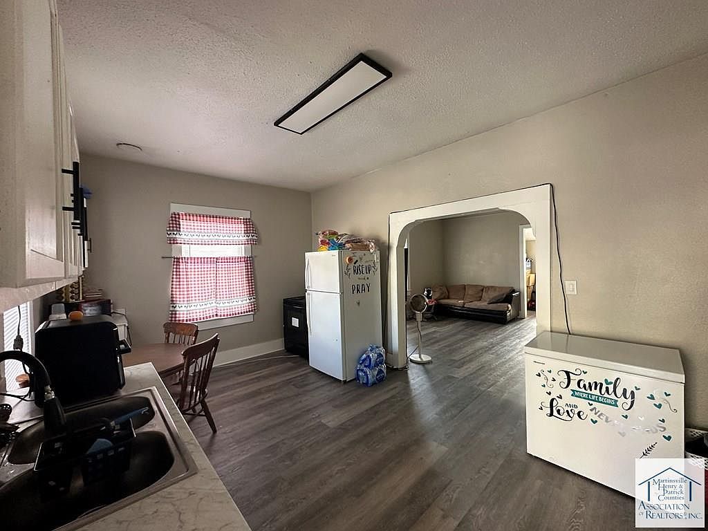 536 Franklin St Martinsville, VA 24112  | Single Family