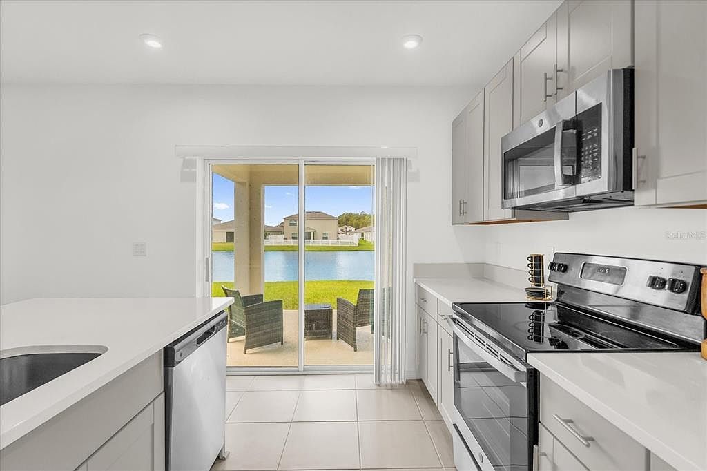 285 White Heron Way Saint Cloud, FL 34769 | Single Family