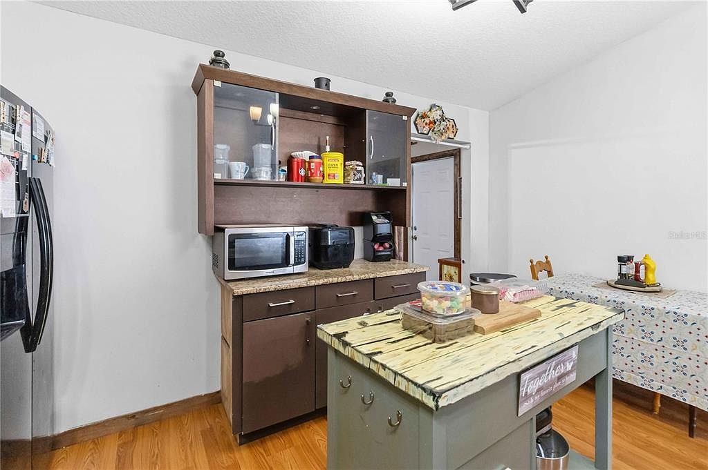 26141 Grassey Sprain Ave Sorrento, FL 32776  | Single Family