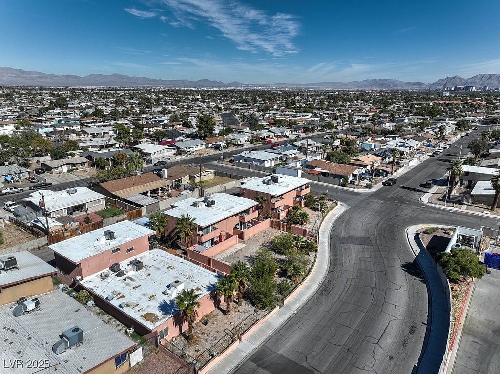 6318 Casada Way Las Vegas, NV 89107 | Multi Family