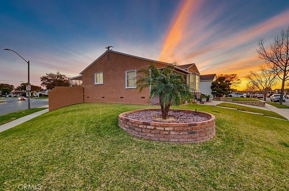 2836 Flangel St Lakewood, CA 90712  | Single Family