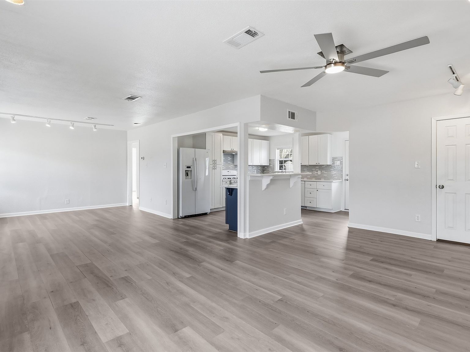 1320 Dale Dr Garland, TX 75041  | Single Family