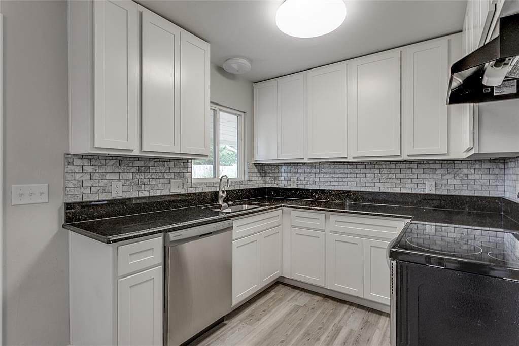 2724 NW 48th St Oklahoma City, OK 73112  | Single Family