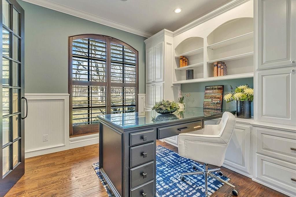 2410 Alexa Ave Edmond, OK 73034  | Single Family