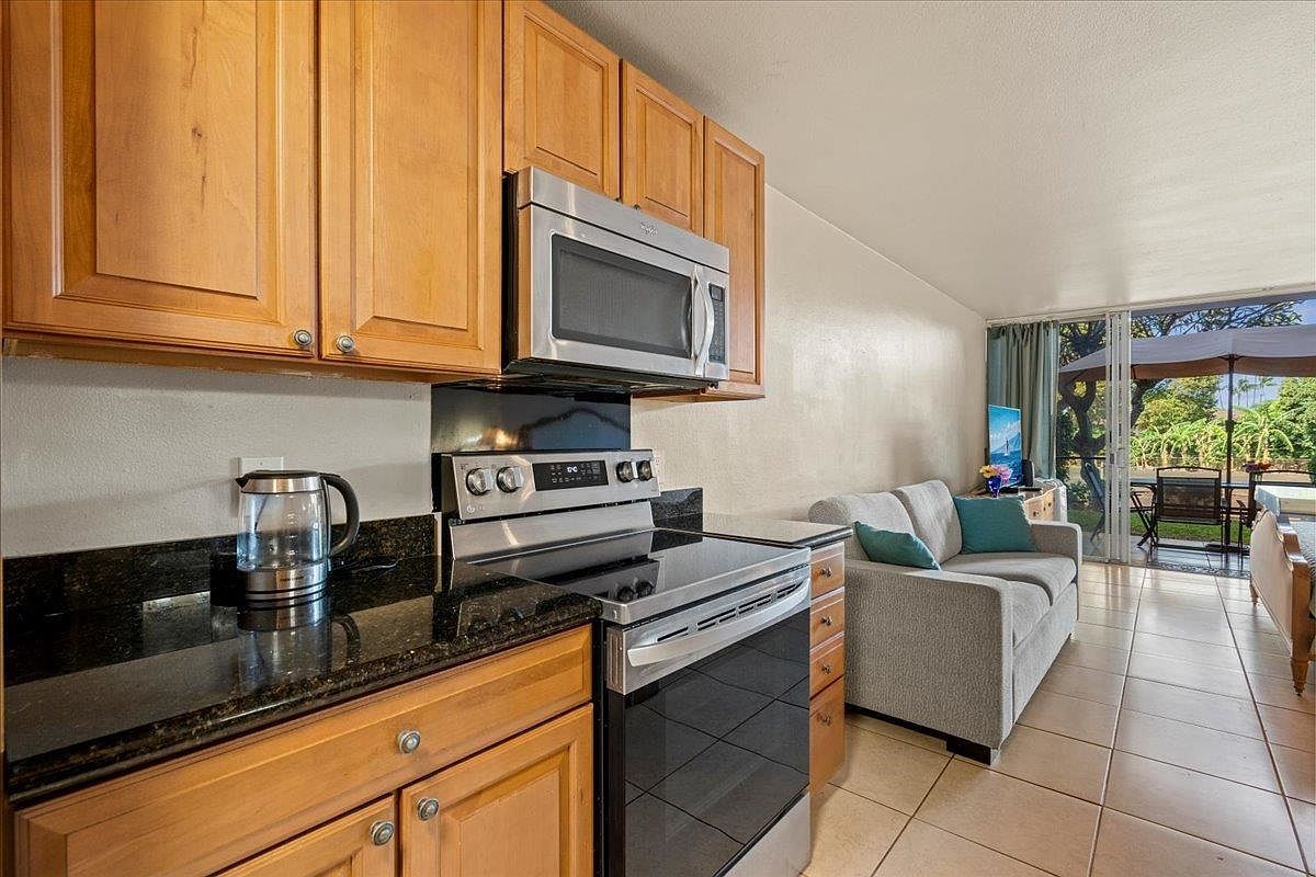 3660 Lower Honoapiilani Rd APT 102 Lahaina, HI 96761  | Condominium