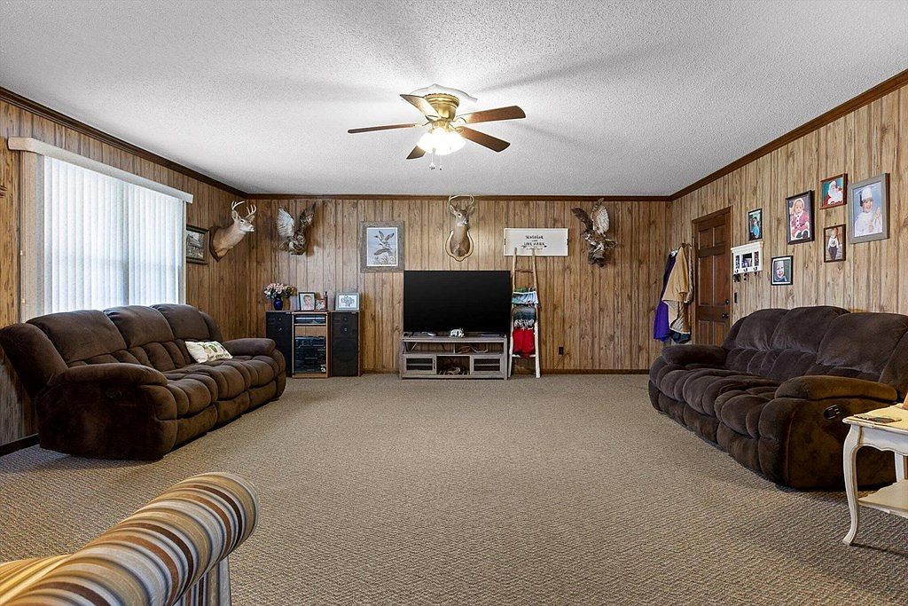 3216 Cleveland Hwy Dalton, GA 30721  | Single Family