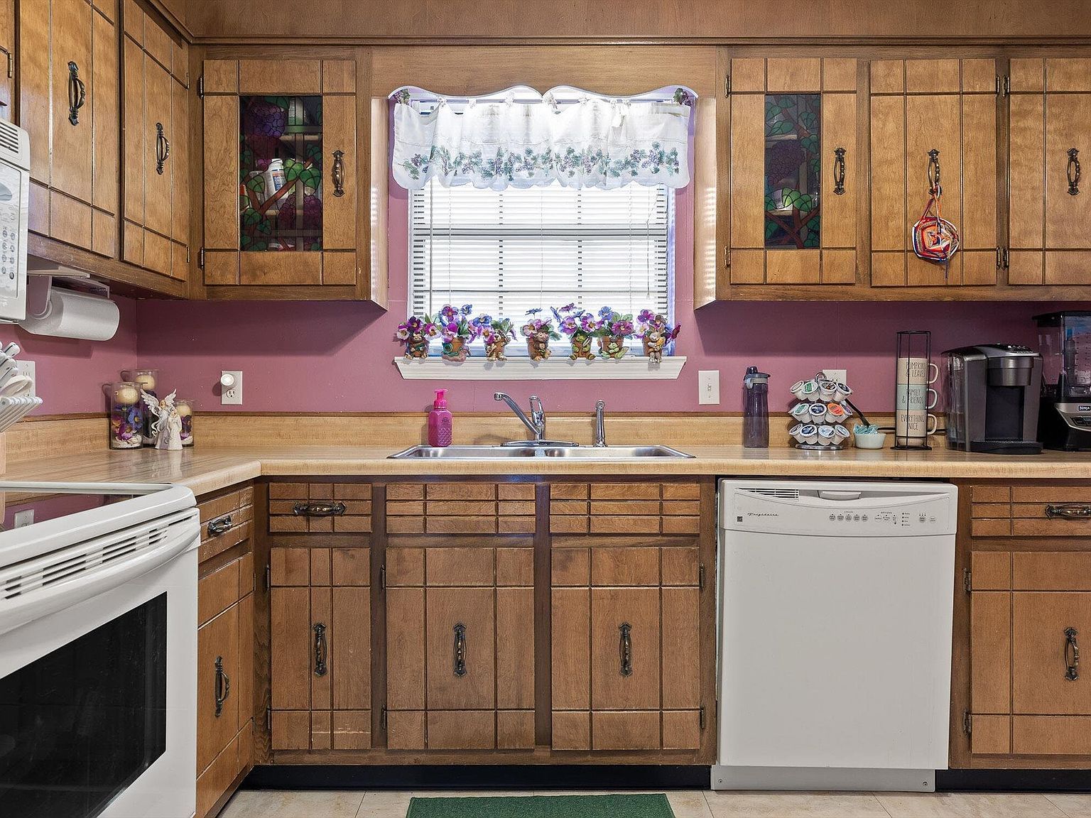 37 Robert E Lee Dr Ringgold, GA 30736 | Single Family