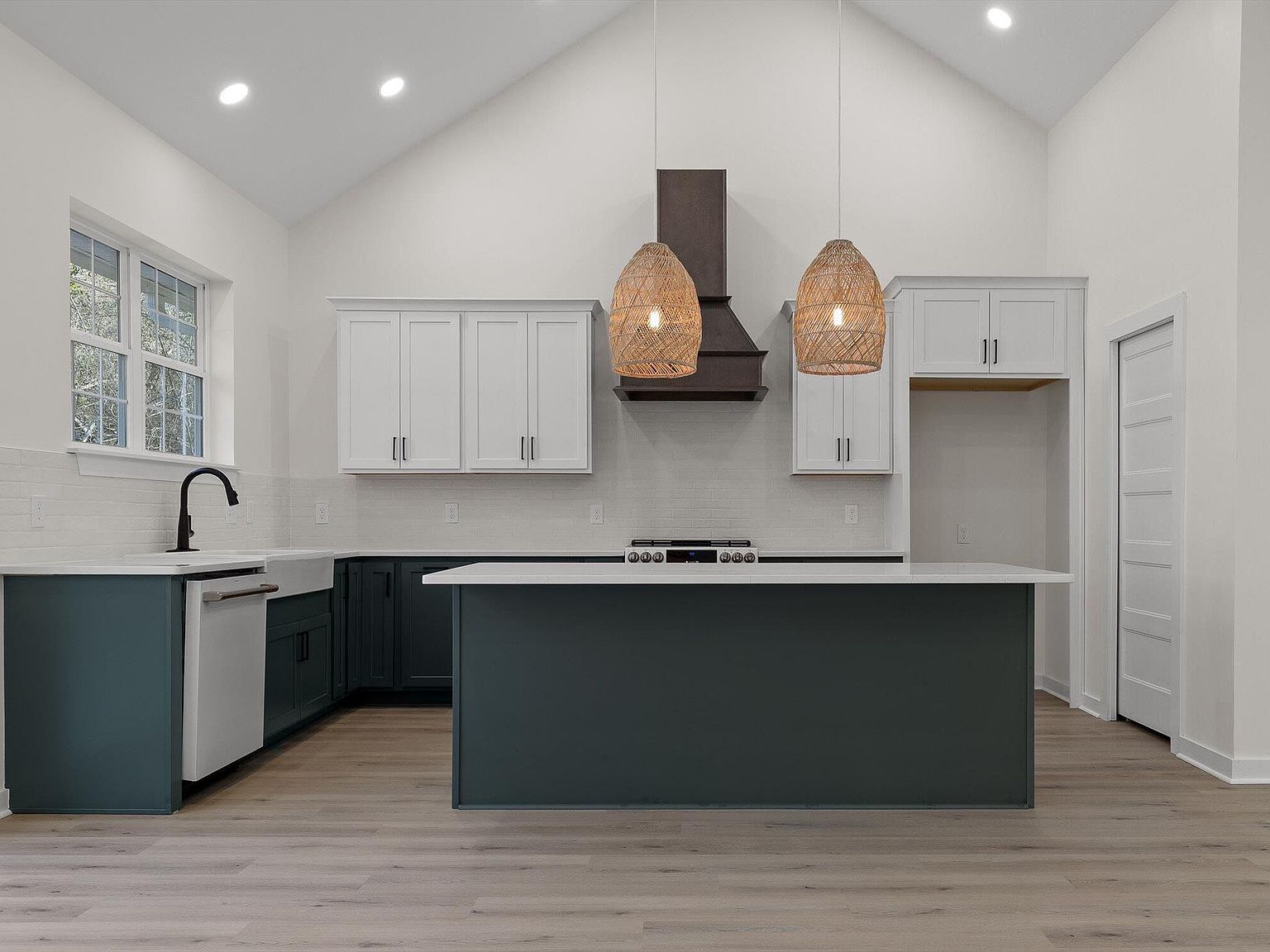 2621 Berkley Dr Chattanooga, TN 37415  | Single Family