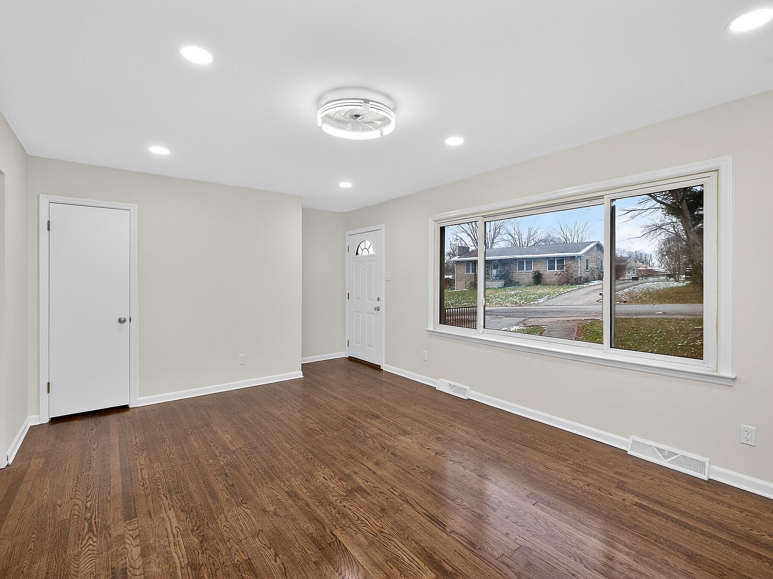 103 Highview Dr Midway, KY 40347  | Single Family