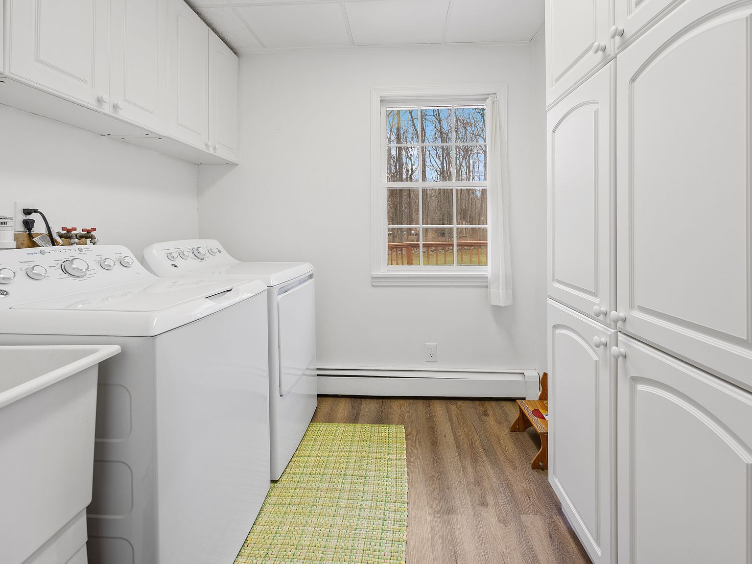 76 Sugarloaf Mountain Rd Ridgefield, CT 06877  | Single Family