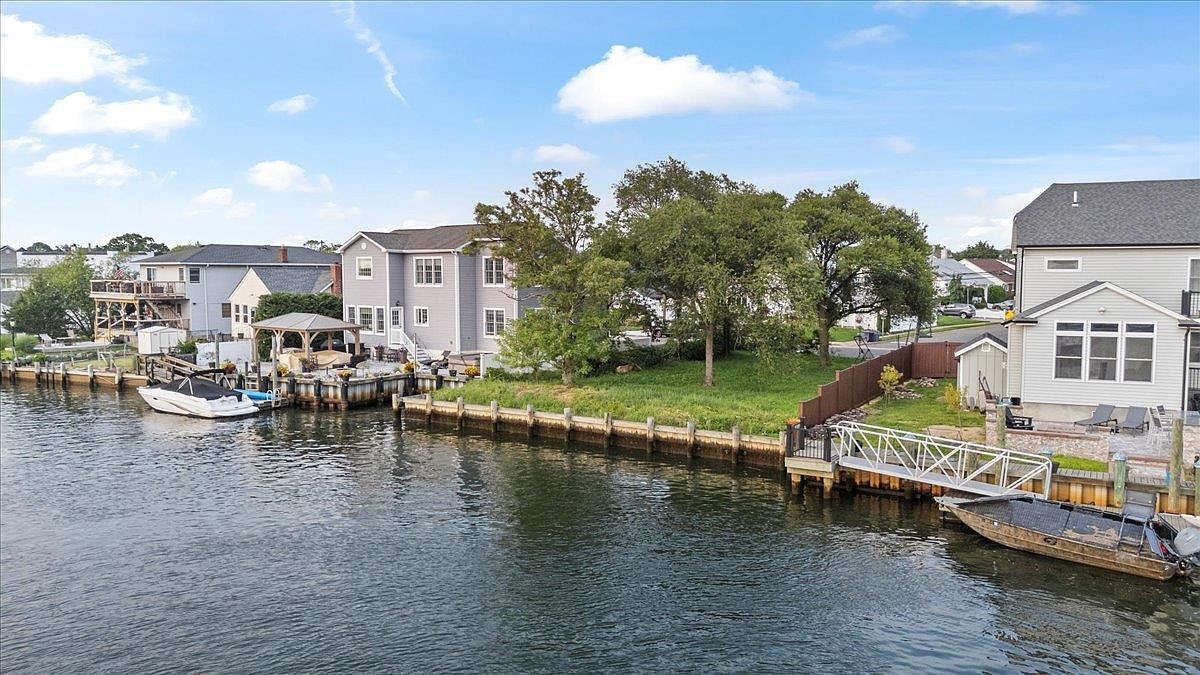 2536 Riverside Dr Wantagh, NY 11793 | Land/Lot