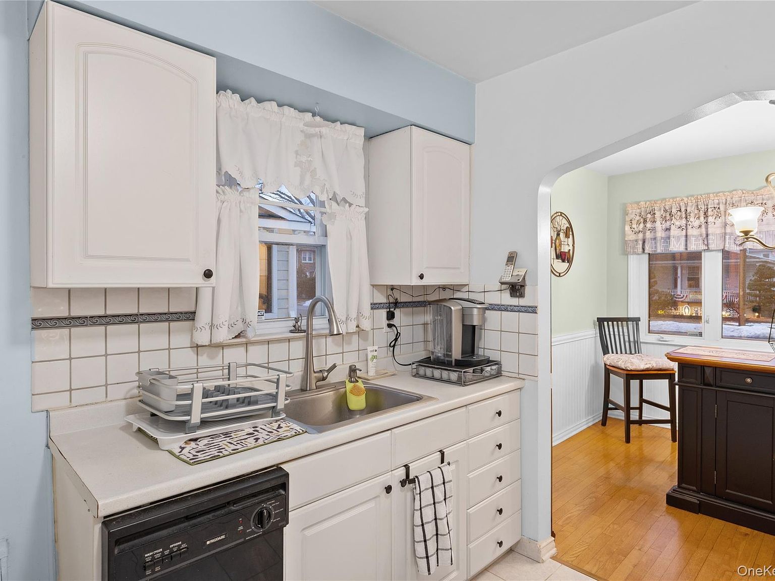 38 Hawthorne Ave Floral Park, NY 11001  | Single Family