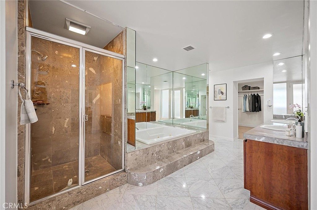 8246 Woodshill Trl Los Angeles, CA 90069  | Single Family