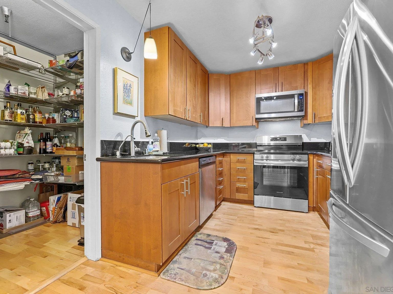 2568 Albatross St Unit 6F San Diego, CA 92101 | Condominium