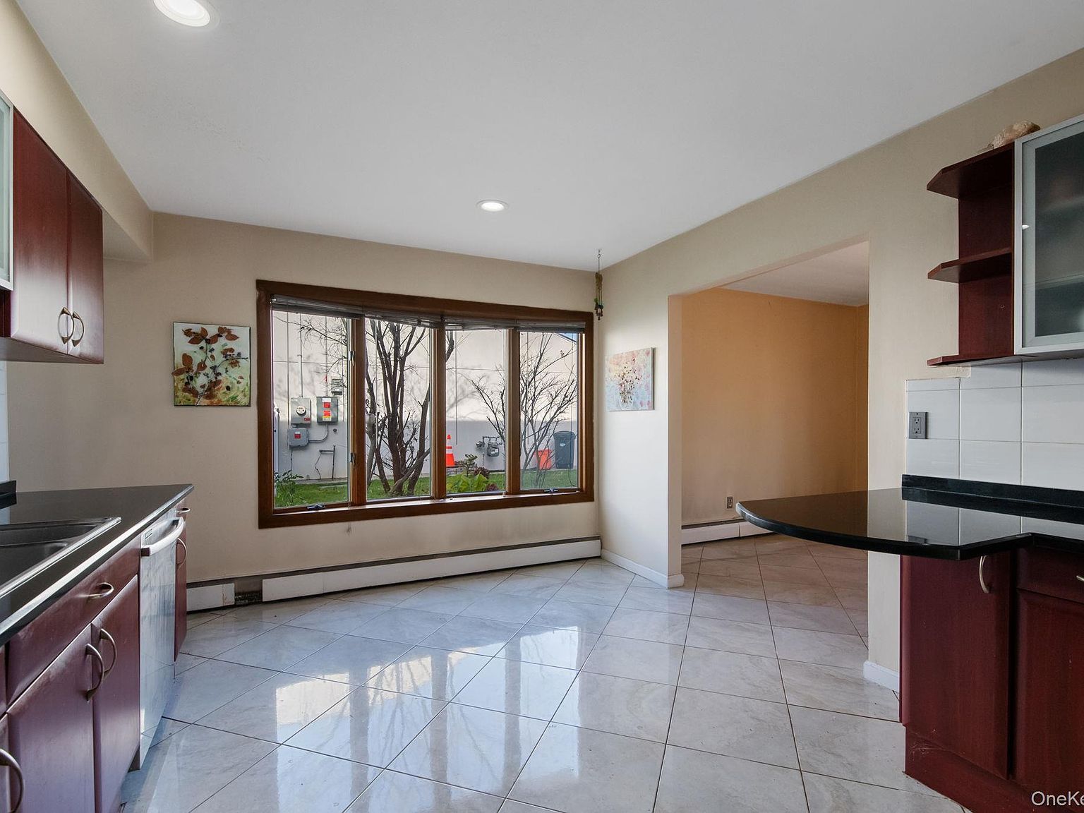 89 Nottingham Rd New Hyde Park, NY 11040 | Single Family