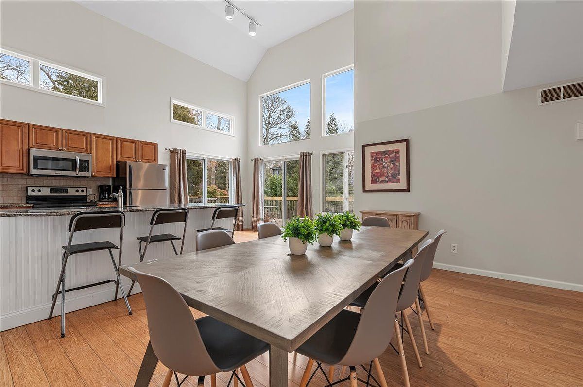 98 Squiretown Rd Hampton Bays, NY 11946 | Single Family