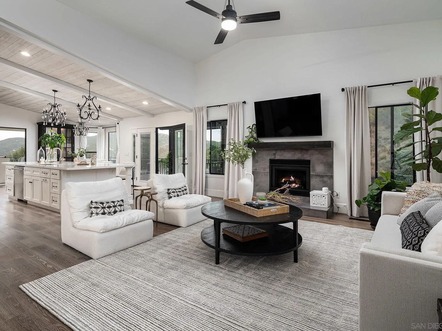 19950 Elfin Forest Ln Escondido, CA 92029  | Single Family