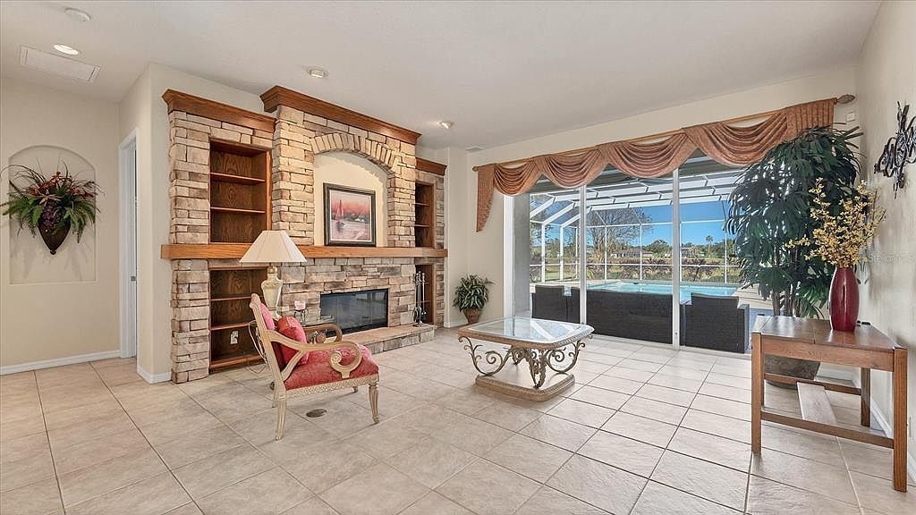 10515 Cheval Pl Bradenton, FL 34202 | Single Family